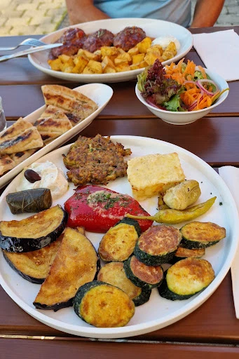 Restaurant “Taverne Lindos” photo 1